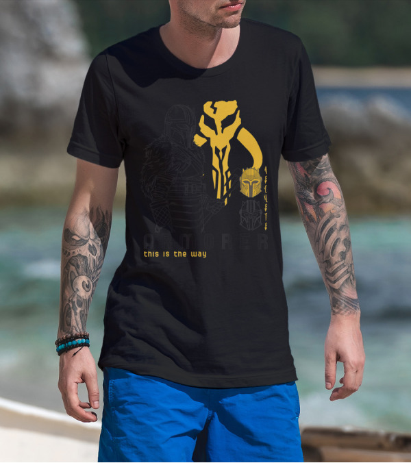 Star Wars The Mandalorian Armorer This Is The Way Mythosaur Helmet T-Shirt