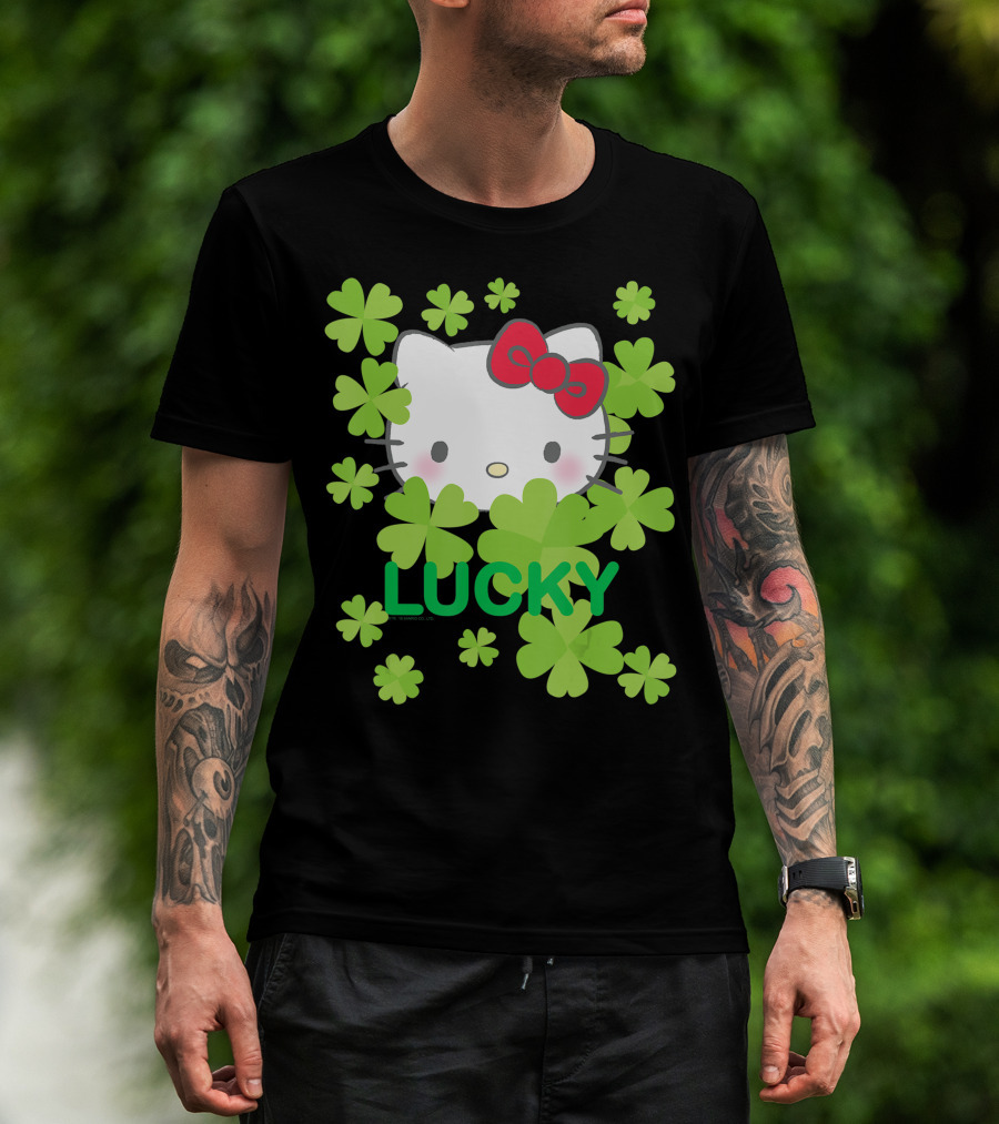 Hello Kitty Lucky Clover Surrounded By Green Clovers And Red Bow T-Shirt