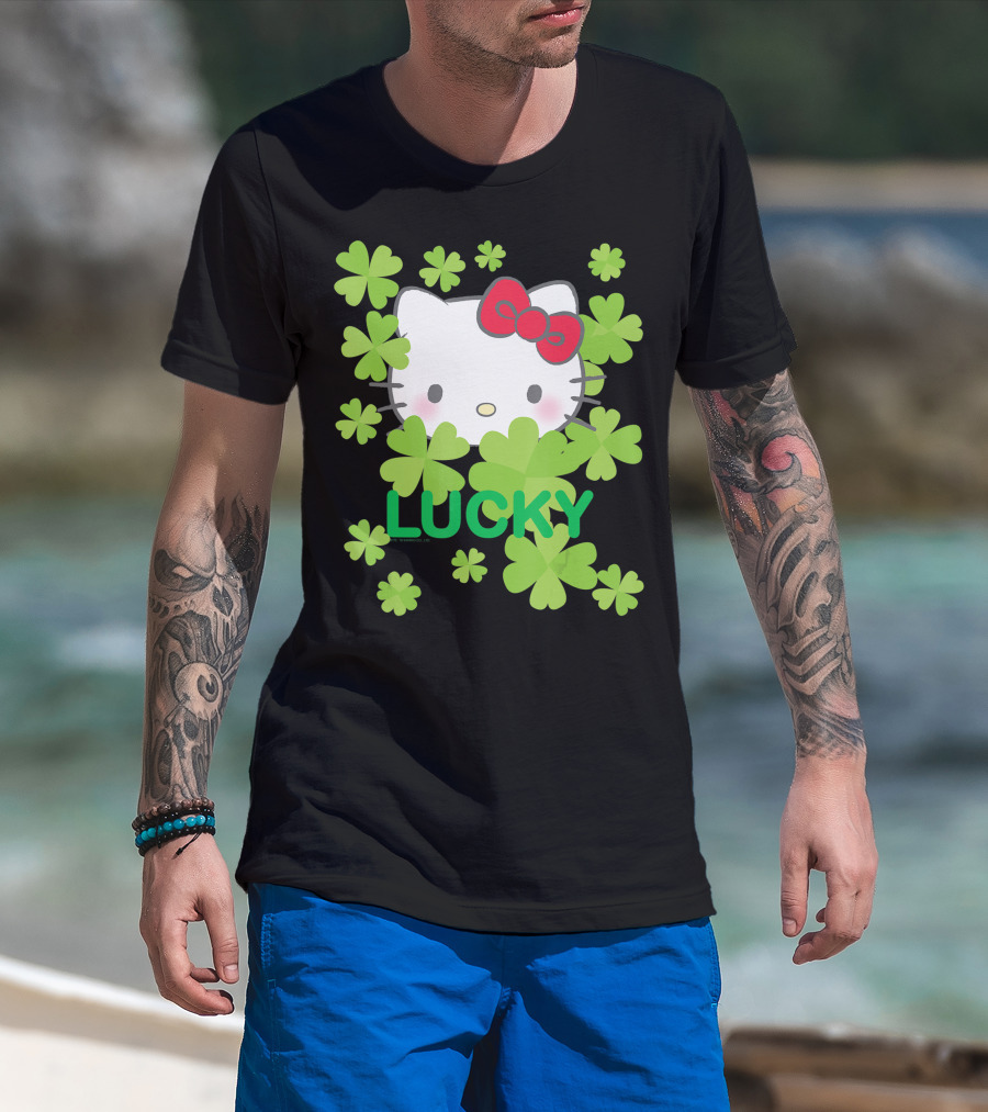 Hello Kitty Lucky Clover Surrounded By Green Clovers And Red Bow T-Shirt