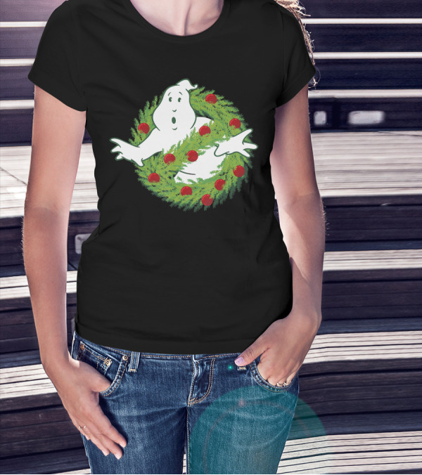 Ghostbusters Logo With Festive Christmas Wreath And Red Ornaments T-Shirt