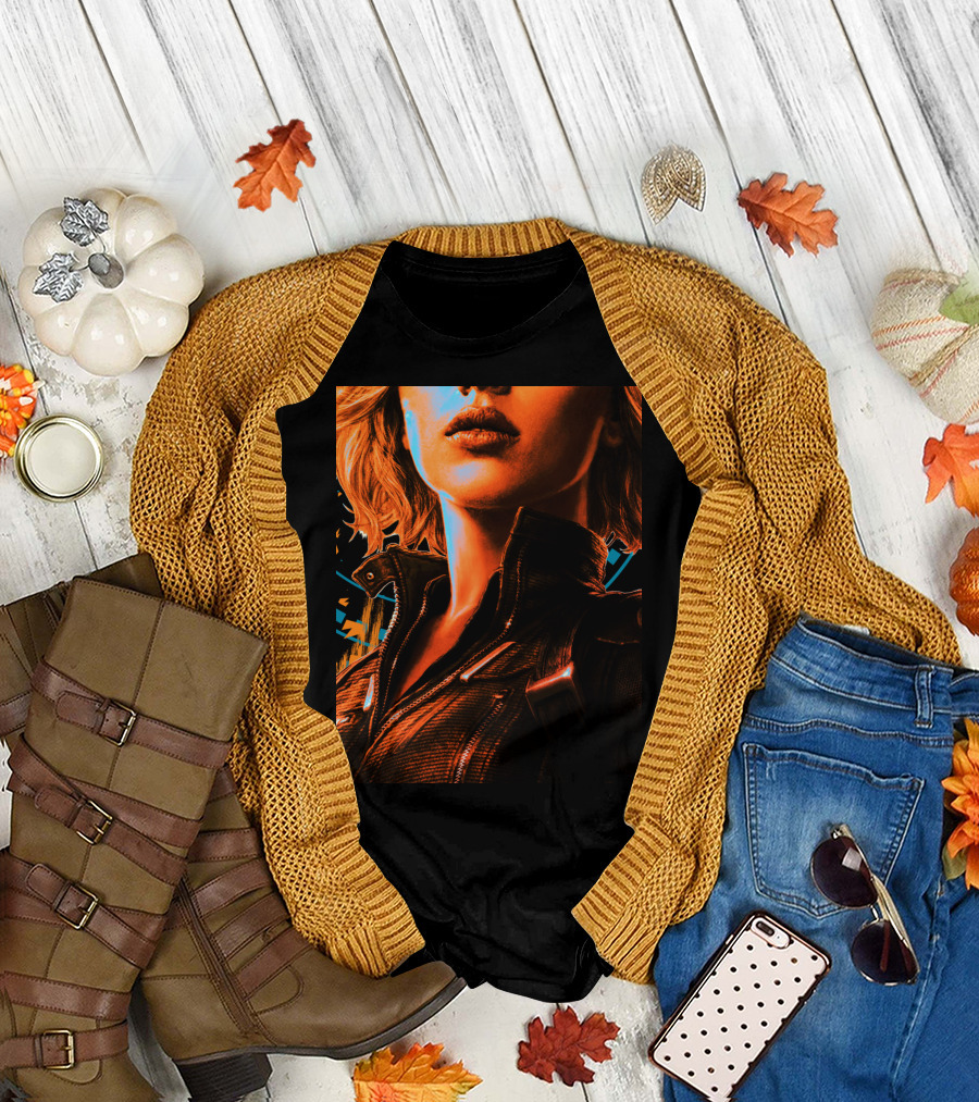 Marvel Infinity War Black Widow Grunge Close-Up T-Shirt