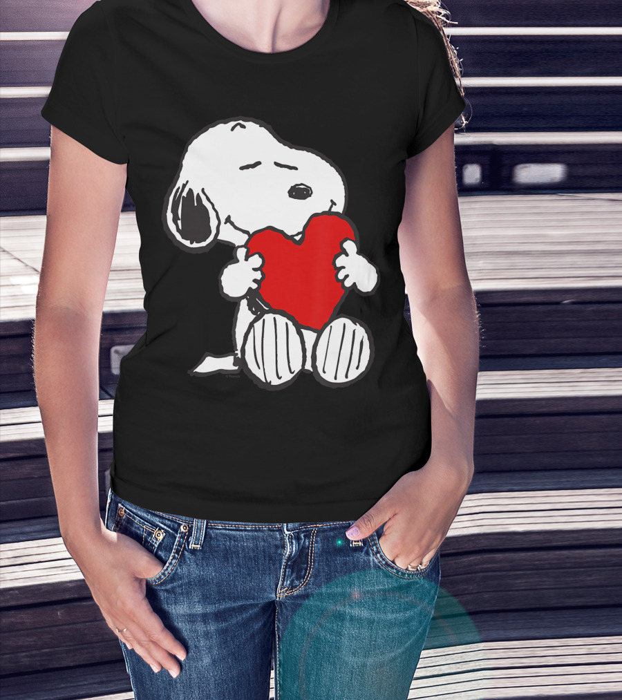 Peanuts Snoopy Valentine Heart Hugging Image T-Shirt