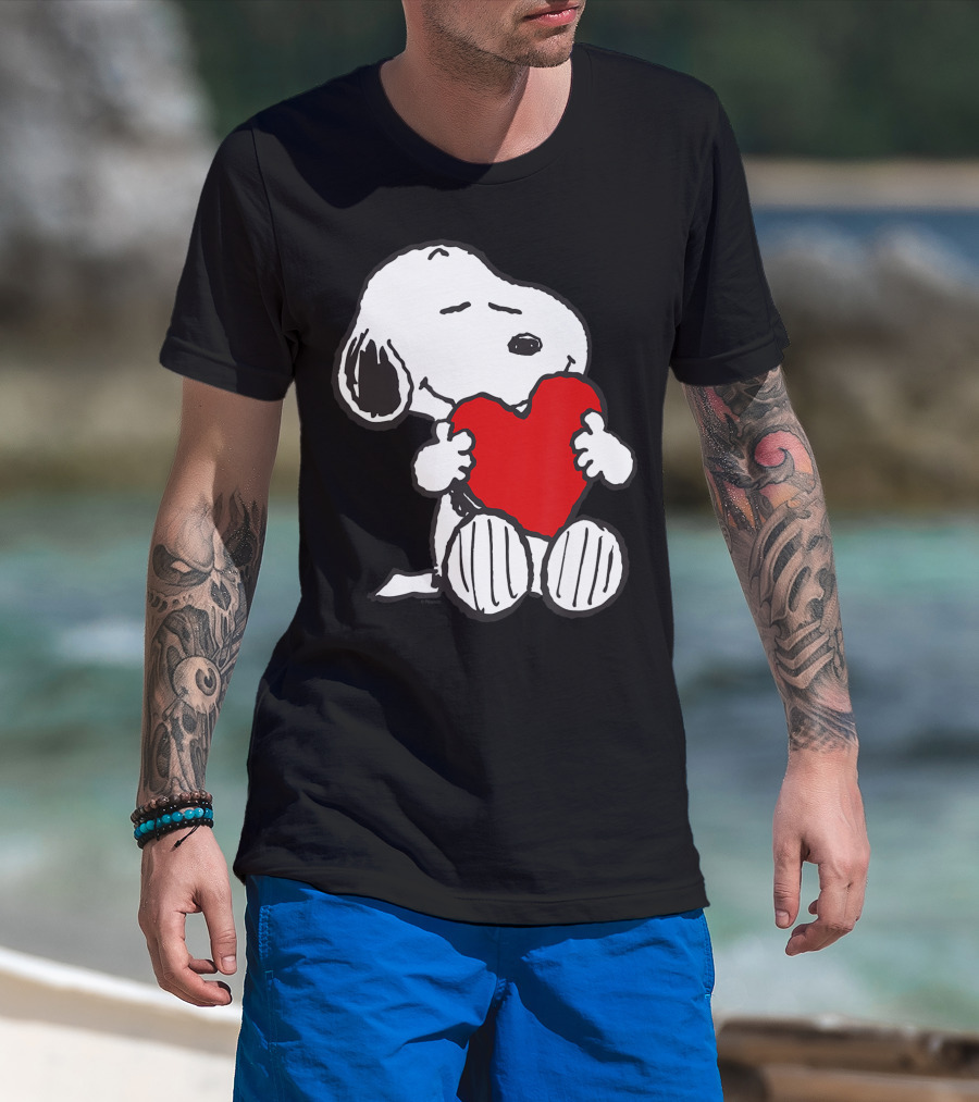 Peanuts Snoopy Valentine Heart Hugging Image T-Shirt