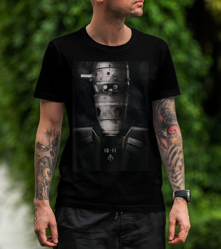 Star Wars The Mandalorian IG-11 Droid Head Close-Up T-Shirt
