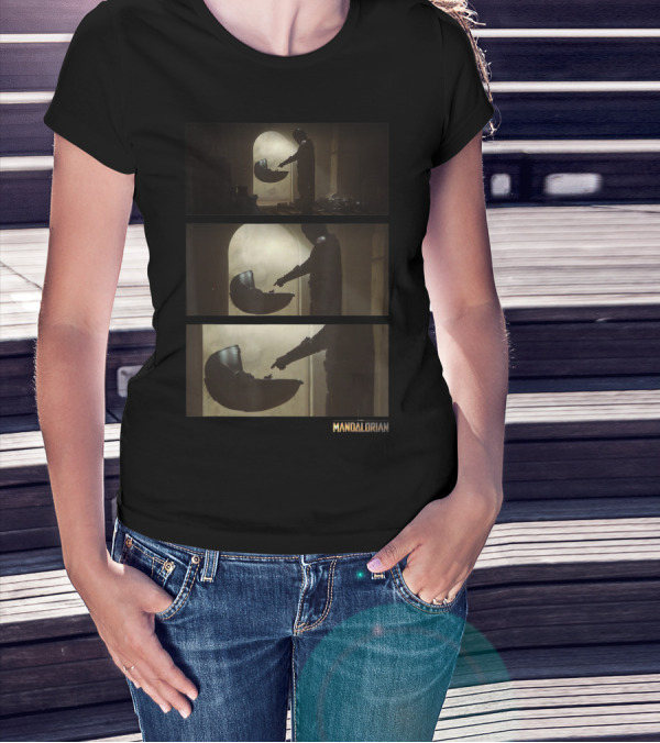 Star Wars The Mandalorian The Child Grogu Silhouette Panels Mando Scene T-Shirt