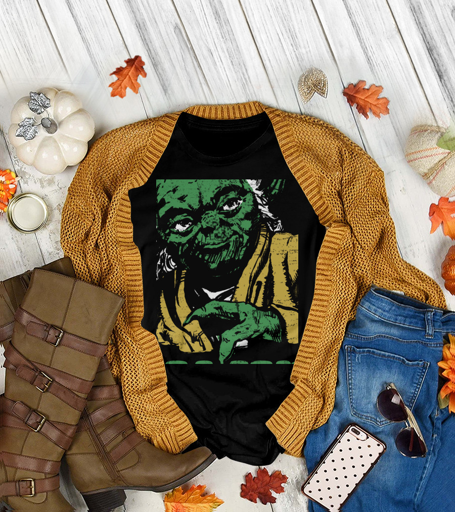 Star Wars Yoda Pinch Me St Paddys Day Rainbow T-Shirt