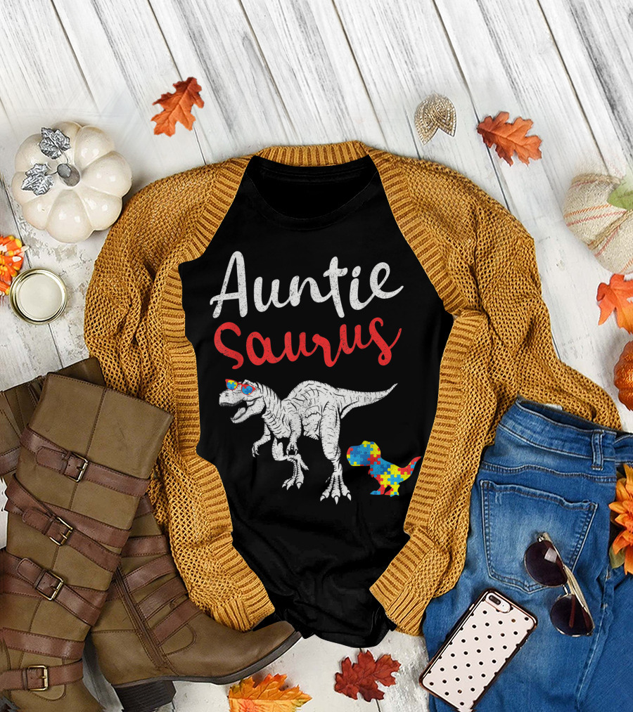 Auntiesaurus Dinosaur Autism Awareness Puzzle Pieces T-Shirt