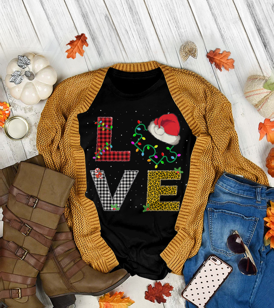 Love Autism Awareness Christmas Red Plaid Leopard Santa Hat Lights T-Shirt