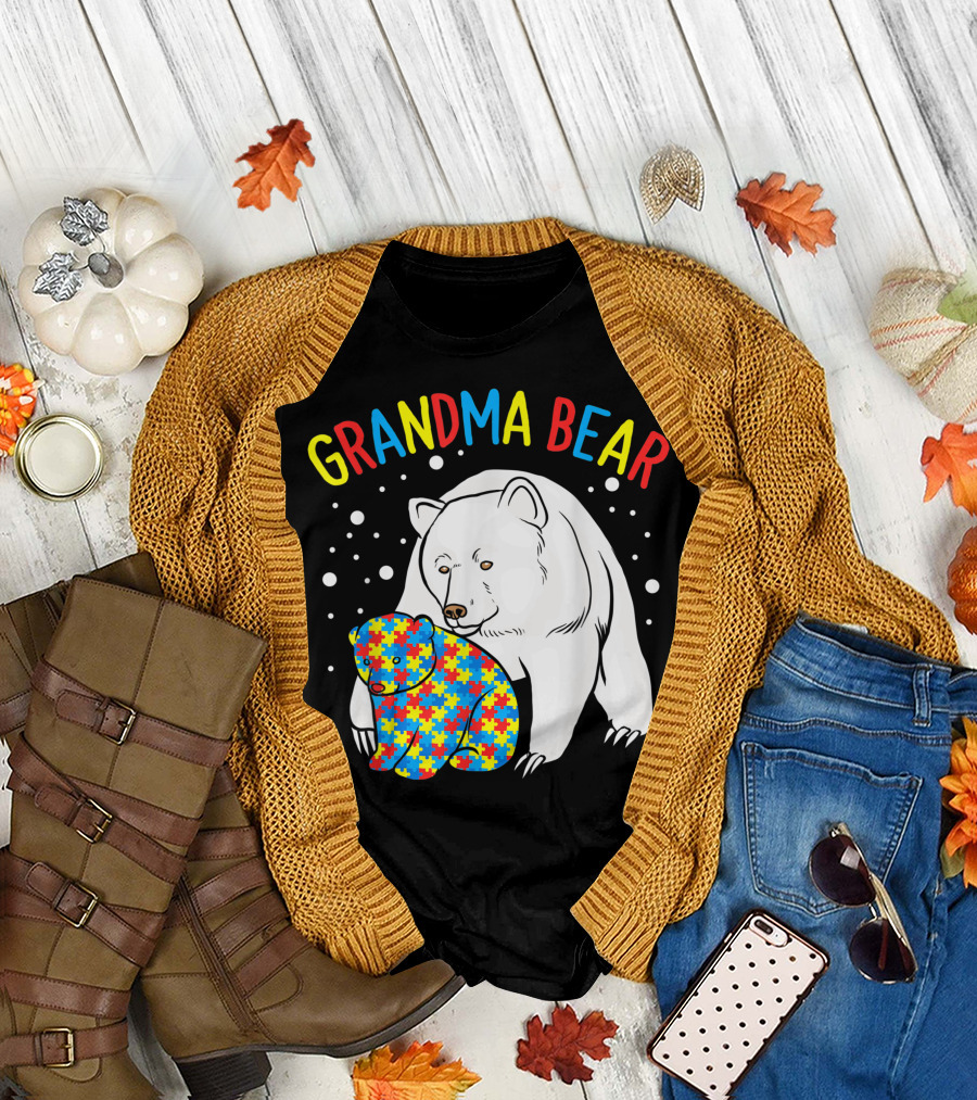 Grandma Bear Autism Awareness Puzzle Pattern Bear T-Shirt