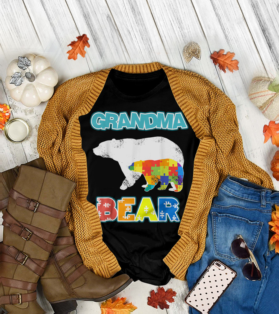 Grandma Bear Autism Awareness Puzzle Bear Mens Autism Grandma T-Shirt
