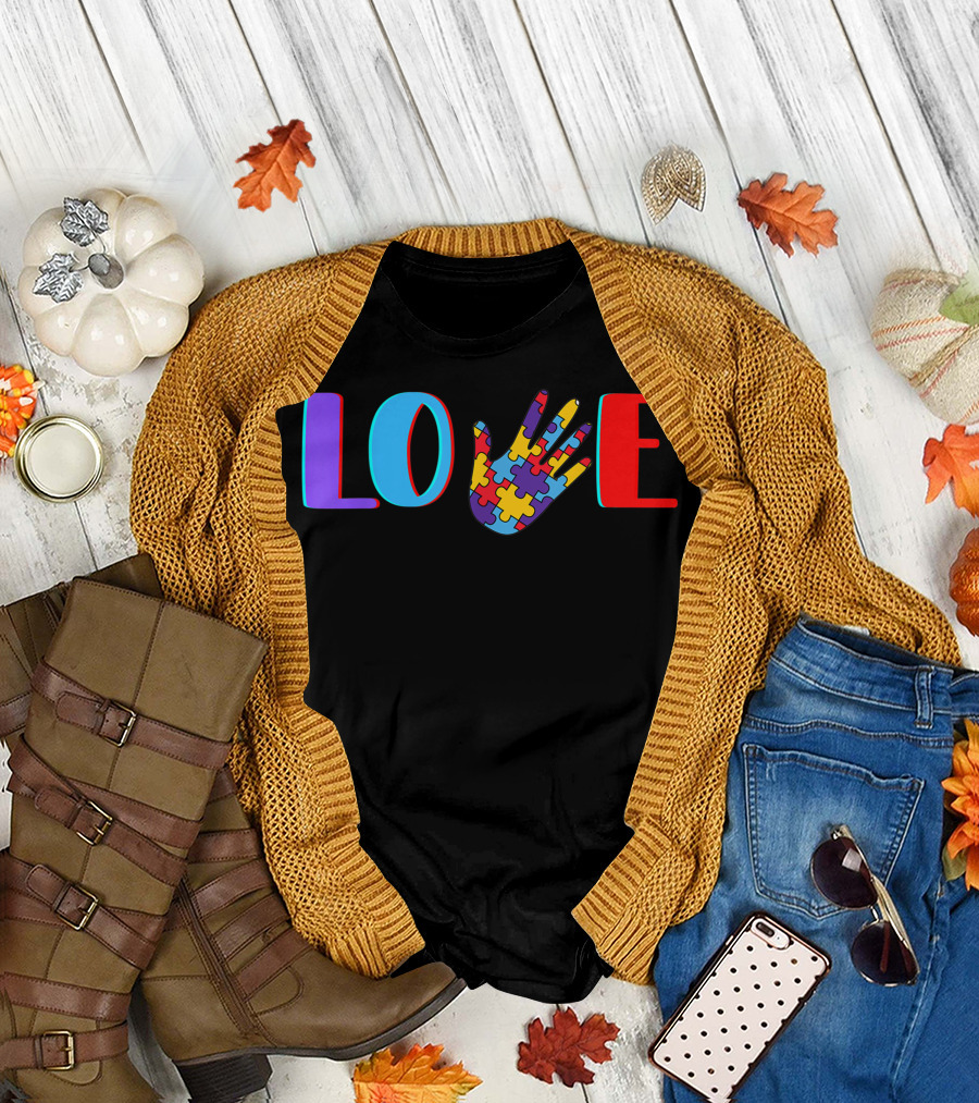Autism Awareness Love Puzzle Hand Child Man Women Teacher T-Shirt