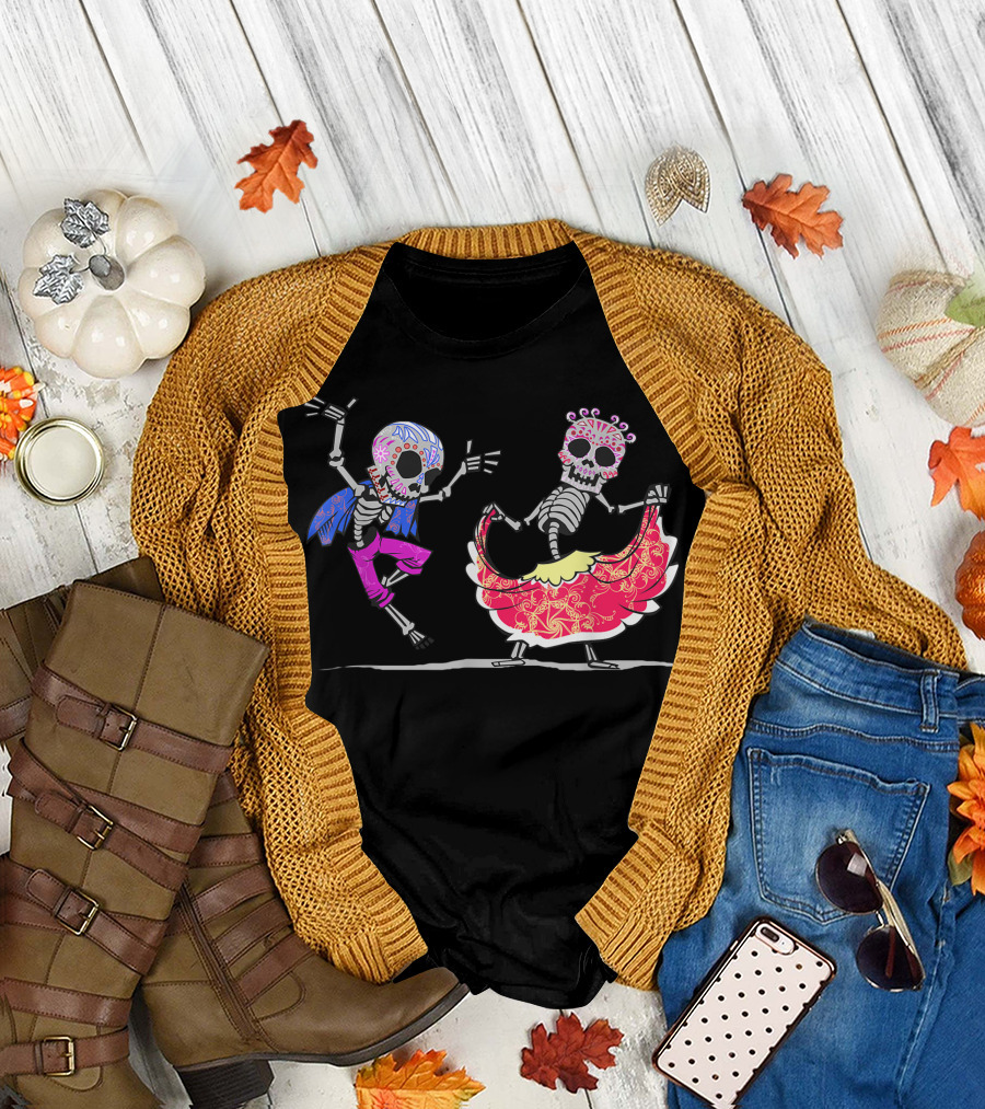 Ballet Folklorico Couples Dia de los Muertos Sugar Skull Dancers T-Shirt