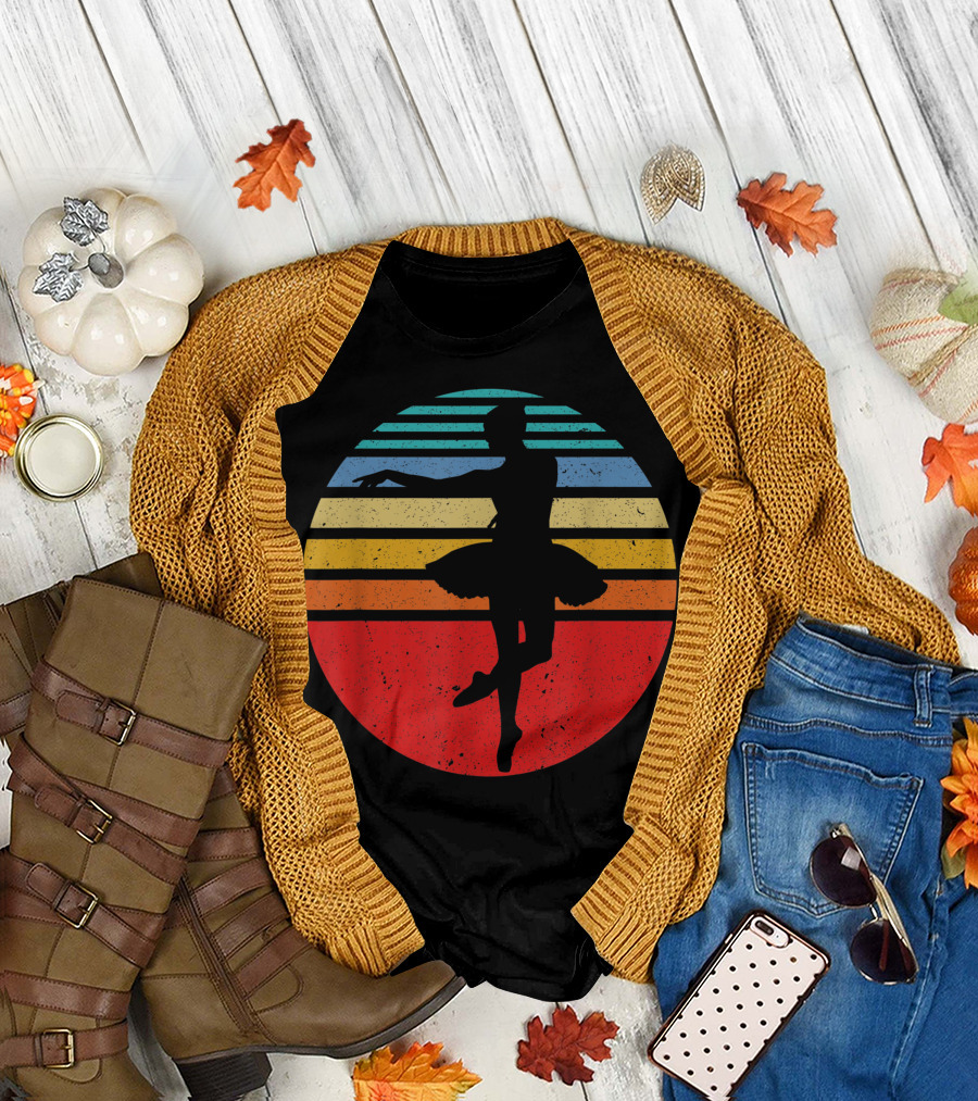 Retro Ballet Dancer Silhouette Vintage Sunset Aesthetic T-Shirt