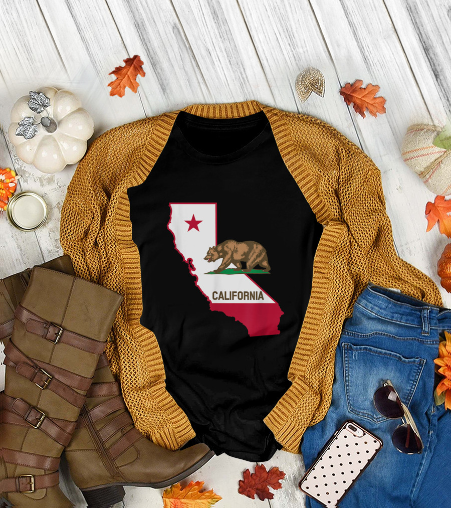 California Republic Bear Distressed State Flag T-Shirt