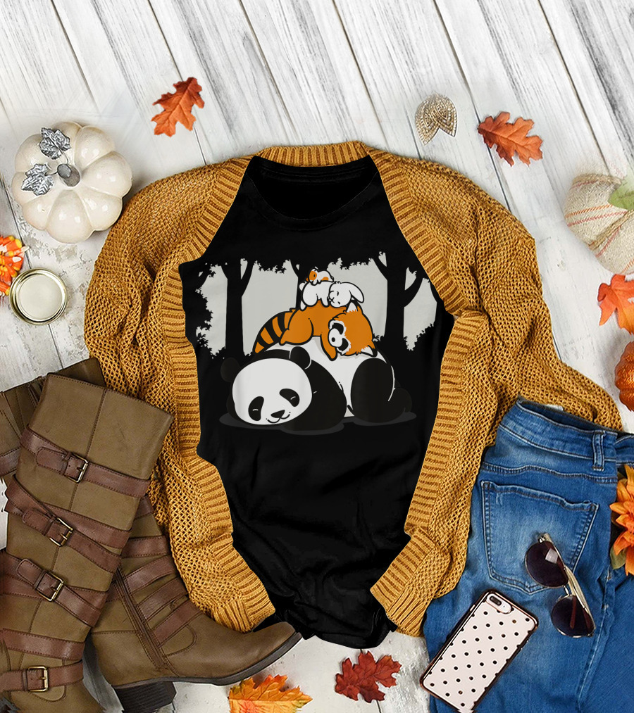 Cute and Classic Comfy Panda and Red Panda Resting in Forest T-Shirt