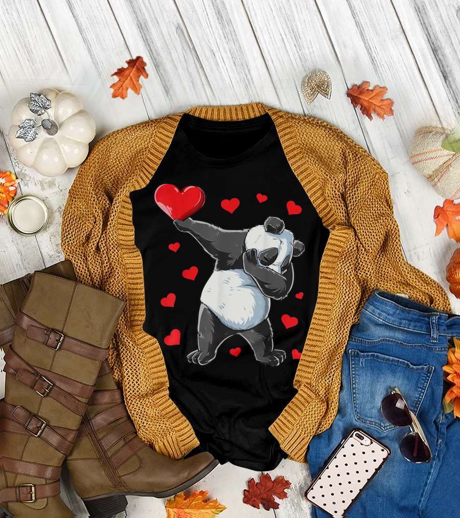 Dabbing Panda with Heart Valentines Day Girls Kids Bear Lover T-Shirt