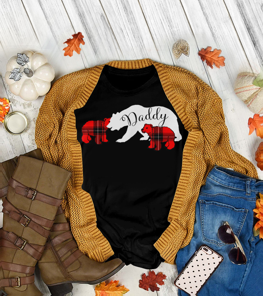 Daddy Bear with Two Red Plaid Cubs Christmas Father T-Shirt
