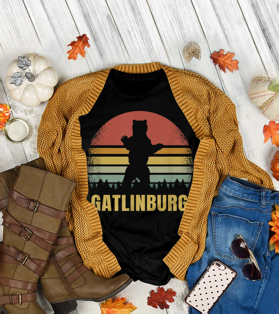 Gatlinburg Tennessee Vintage Bear 80s Sunset Distressed Tn T-Shirt