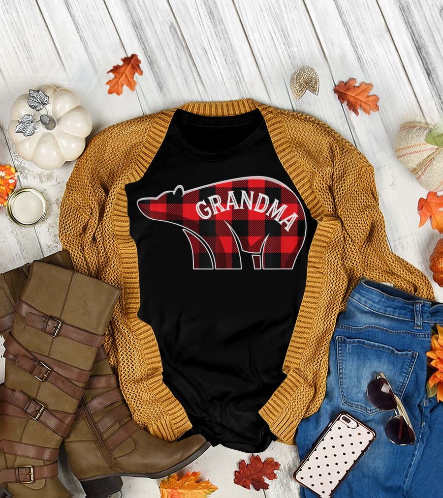 Grandma Bear Buffalo Plaid Christmas T-Shirt
