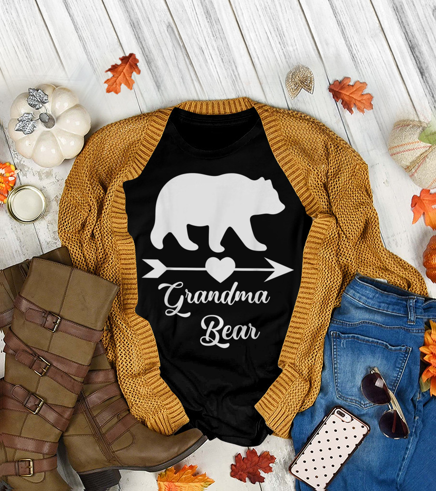 Grandma Bear Heart Arrow T-Shirt
