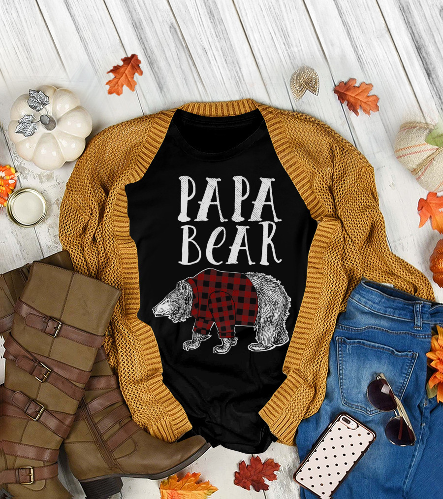 Papa Bear Plaid Lumberjack Flannel Bear Wearing T-Shirt