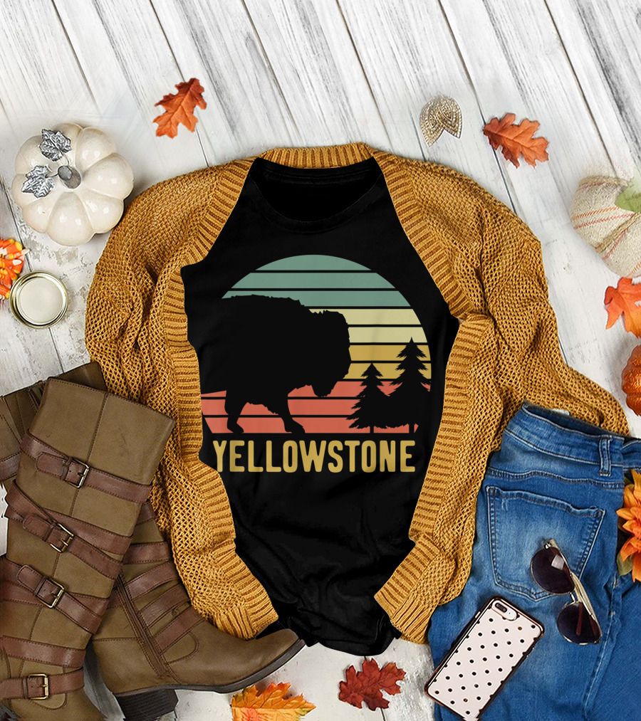 Yellowstone National Park Vintage Sunset Buffalo Pines T-Shirt