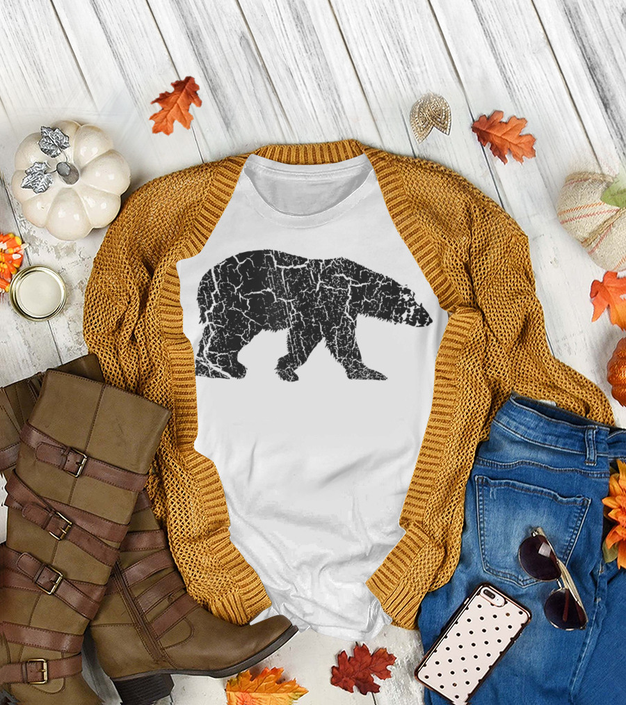 Polar Bear Distressed Vintage Print Arctic Wildlife T-Shirt