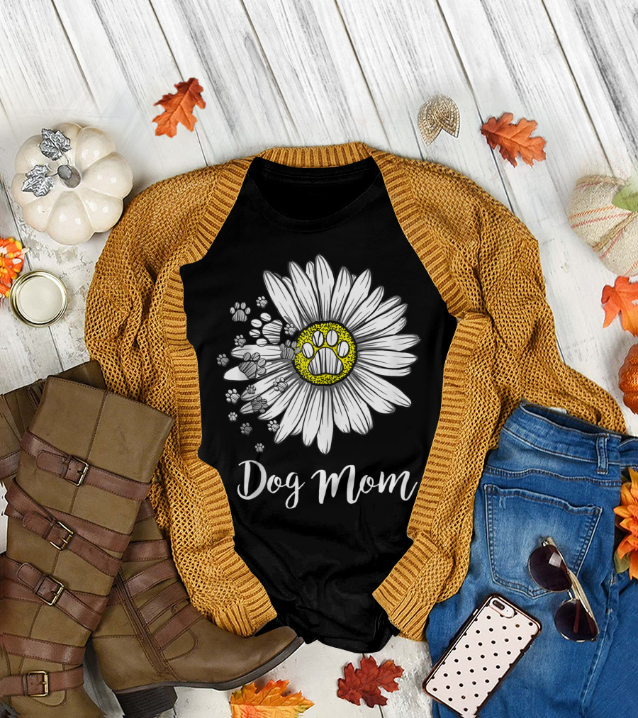 Dog Mom Daisy Flower with Paw Prints T-Shirt