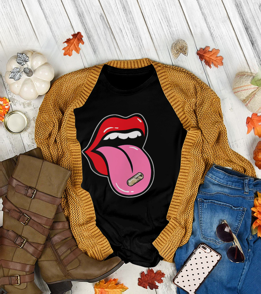 Mdma Ecstasy Pill Subtle Ecstasy Molly Ecstasy EDM Rave DJ Iconic Tongue Capsule T-Shirt