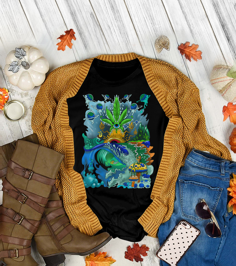 Hippie Trippy Surfer Cannabis Stoner Weed Art Psychedelic Ocean Mushrooms Waves T-Shirt
