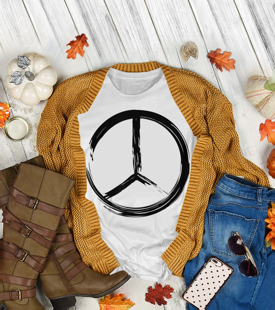 Distressed Black Peace Sign 60S 70S Retro T-Shirt