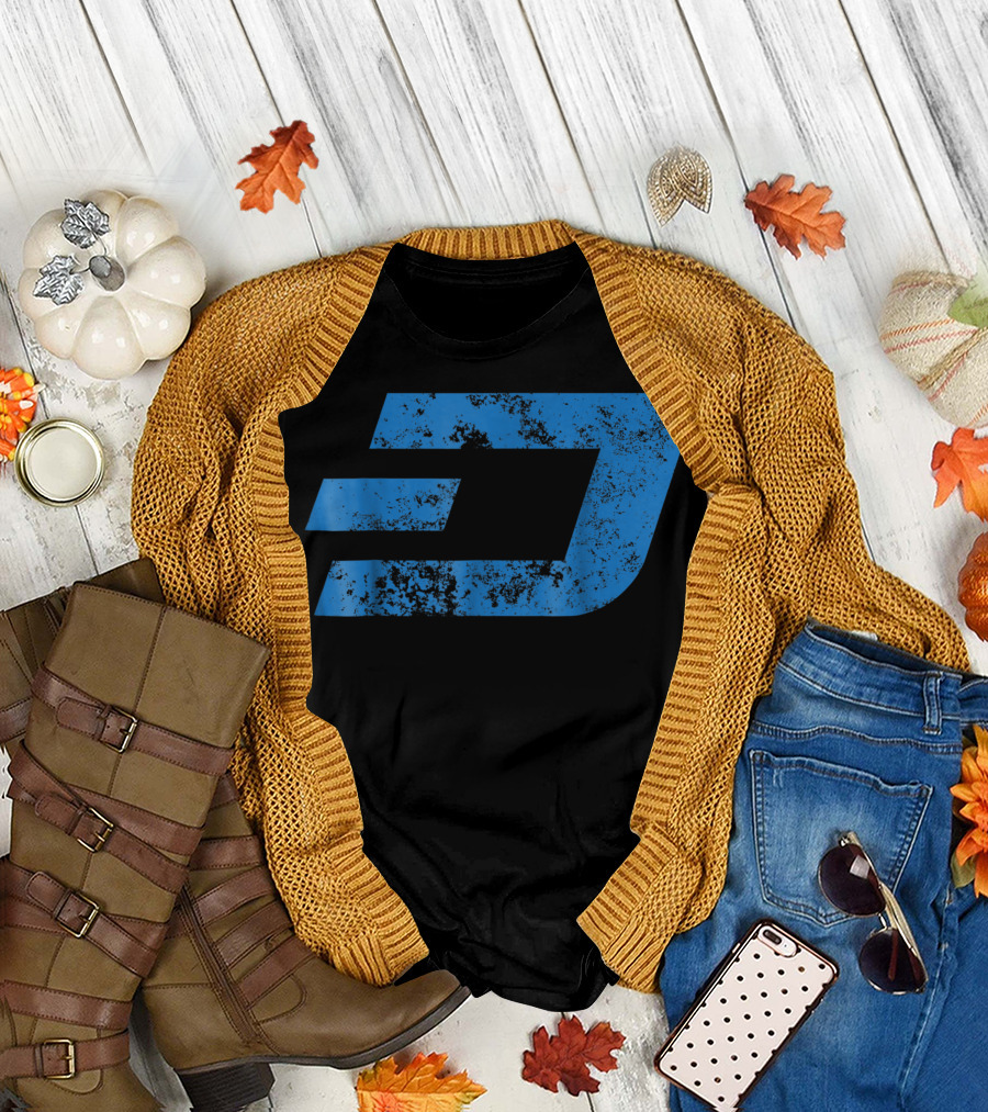 Dash Coin Vintage Crypto Currency Money Miner Asic Icon T-Shirt