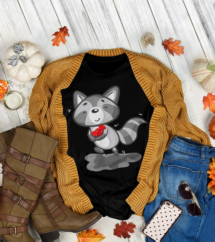 Cute Raccoon Holding Heart Valentine's Day T-Shirt