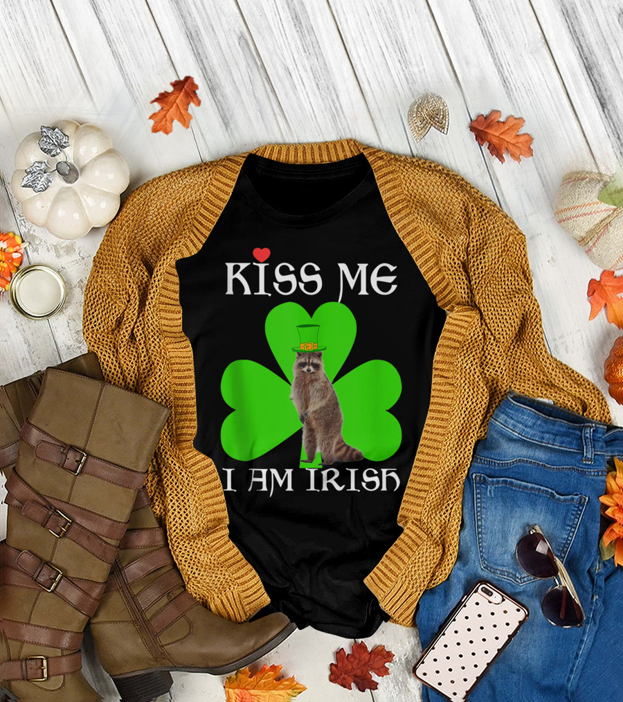 Kiss Me I Am Irish Raccoon Saint Patricks Day Shamrock Hat T-Shirt