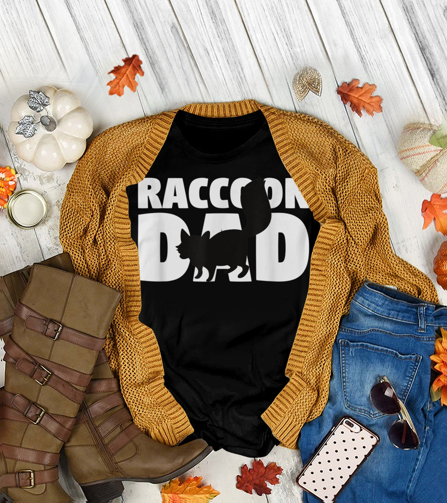 Raccoon Dad Father Animal Lover Raccoon T-Shirt