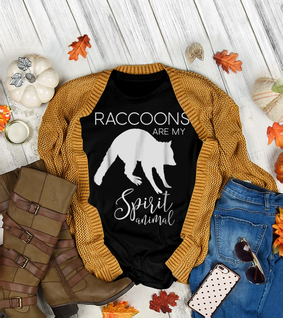 Raccoons Are My Spirit Animal J000466 T-Shirt