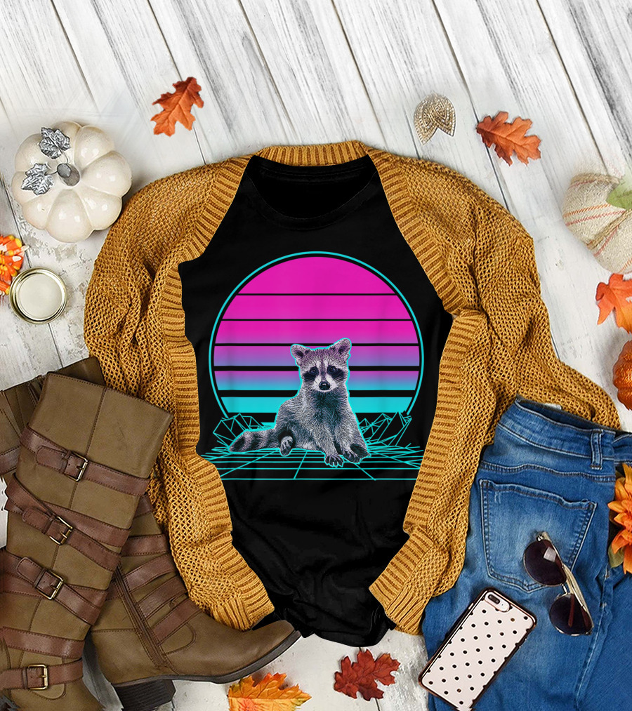 Vintage Vaporwave Aesthetic Sunset Raccoon Retro 80s T-Shirt