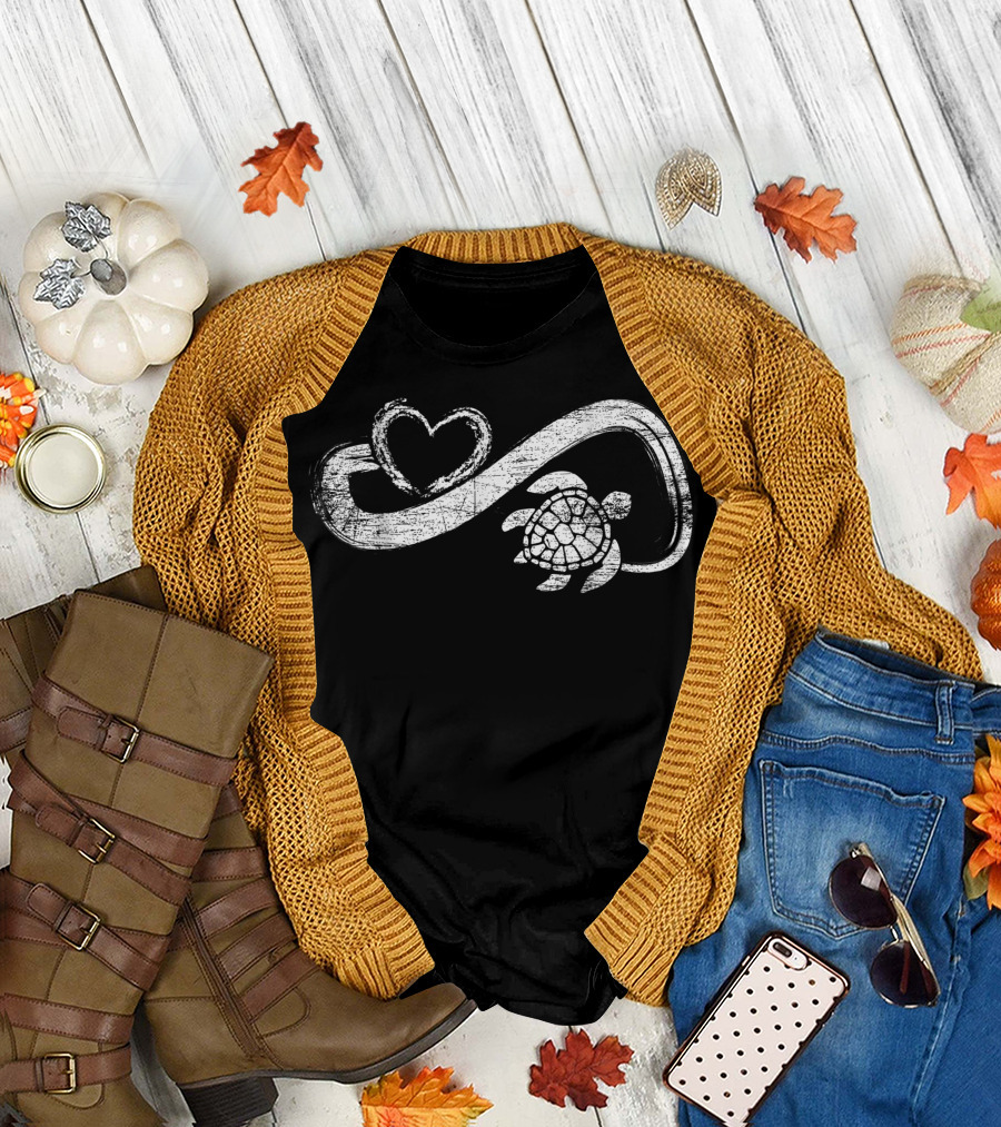 Infinity Heart Animal Lover Valentines Day Turtle T-Shirt