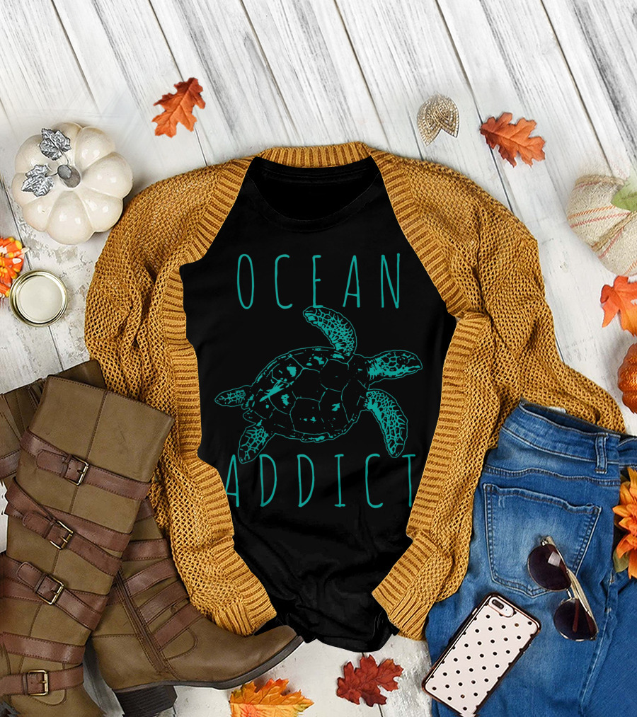 Ocean Addict Sea Turtle Scuba Diving Diver T-Shirt