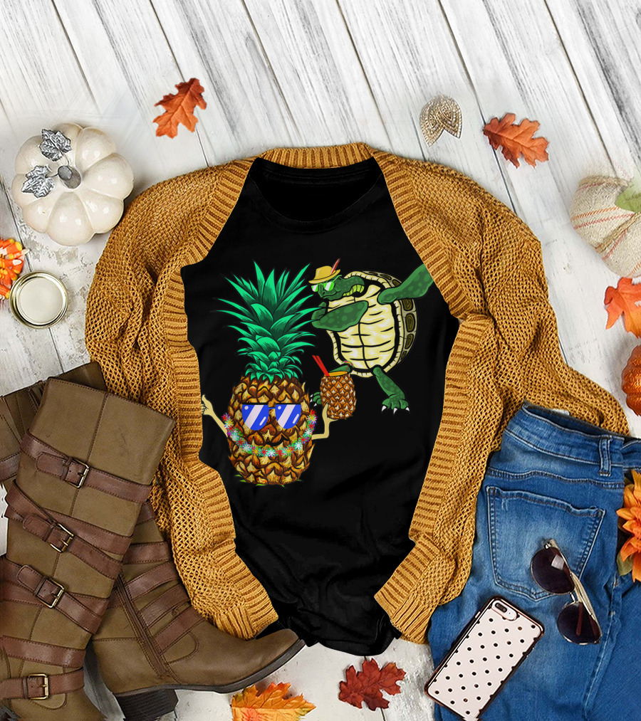 Hawaiian Honu Sea Turtle Dabbing with Pineapple Sunglasses Aloha T-Shirt