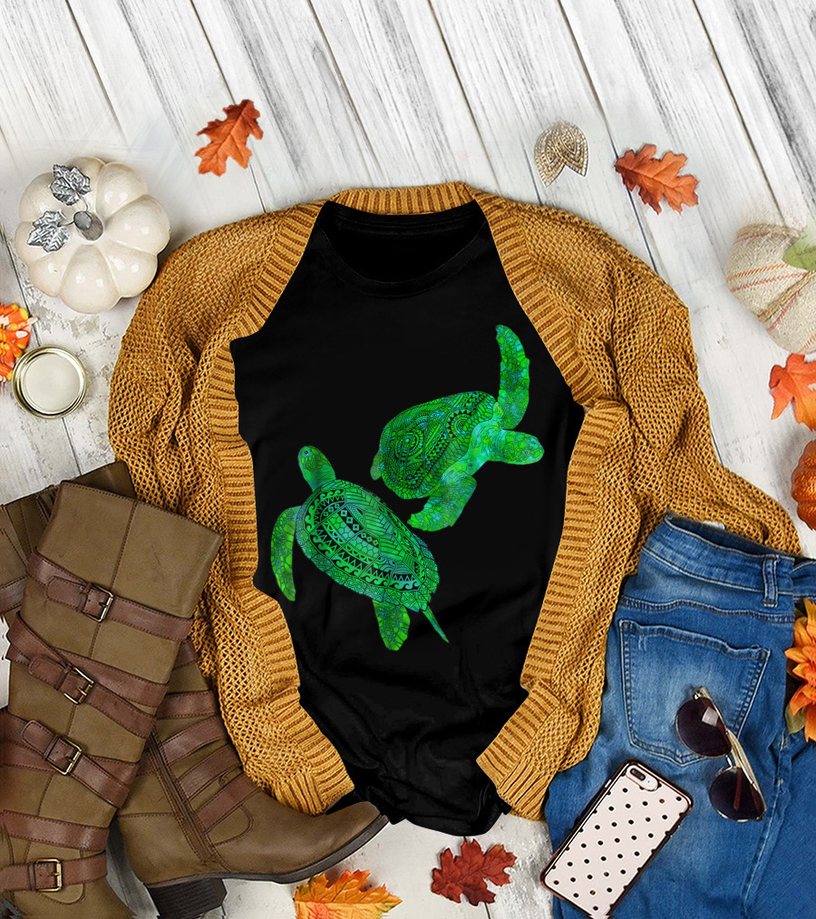 Two Tribal Green Sea Turtles Ethnic T-Shirt