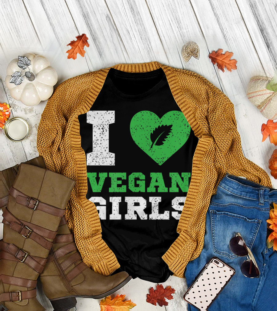 I Love Vegan Girls Vegan Lifestyle Leaf Heart T-Shirt