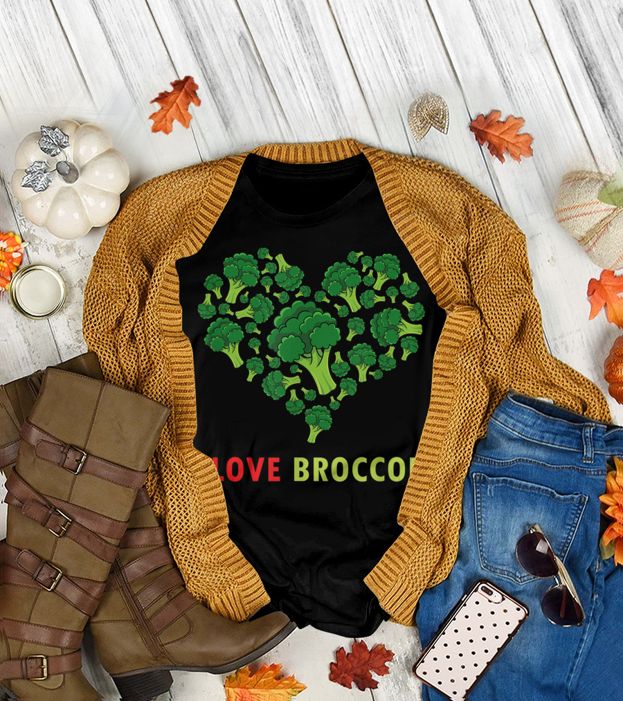 I Love Broccoli Heart Keto Paleo Healthy Eating Veggies T-Shirt