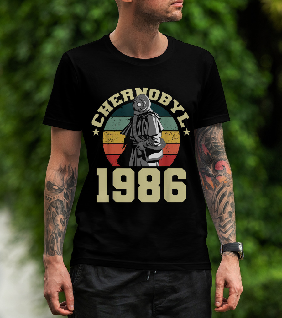 Chernobyl 1986 Vintage Gas Mask Retro Stripes T-Shirt