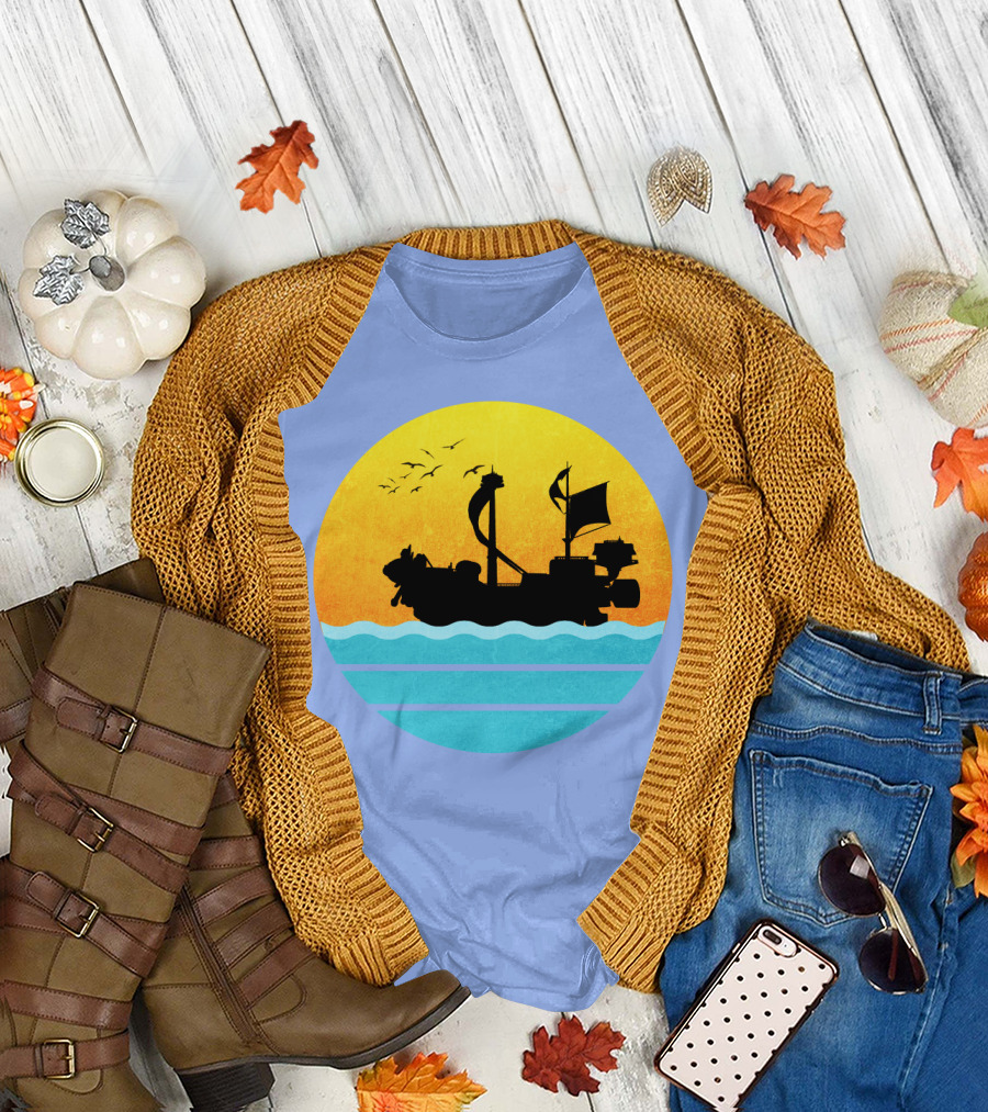 One Piece Thousand Sunny Ship Silhouette with Sunset and Ocean Waves T-Shirt