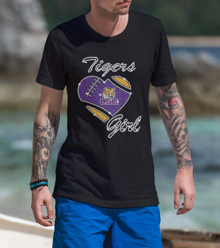 LSU Tigers Girl Heart Football Sparkle Design DNTee25 T-Shirt