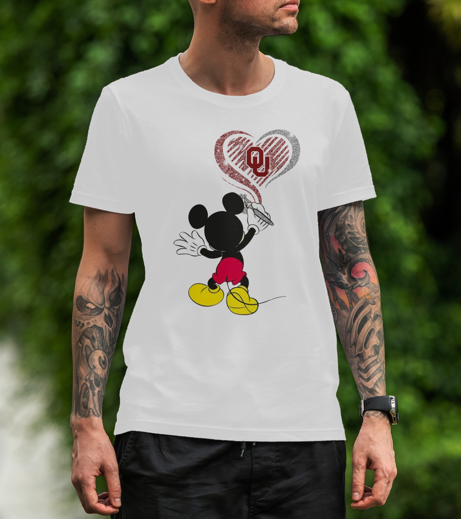 Mickey Painting Heart With Ou Logo In Oklahoma Colors T-Shirt