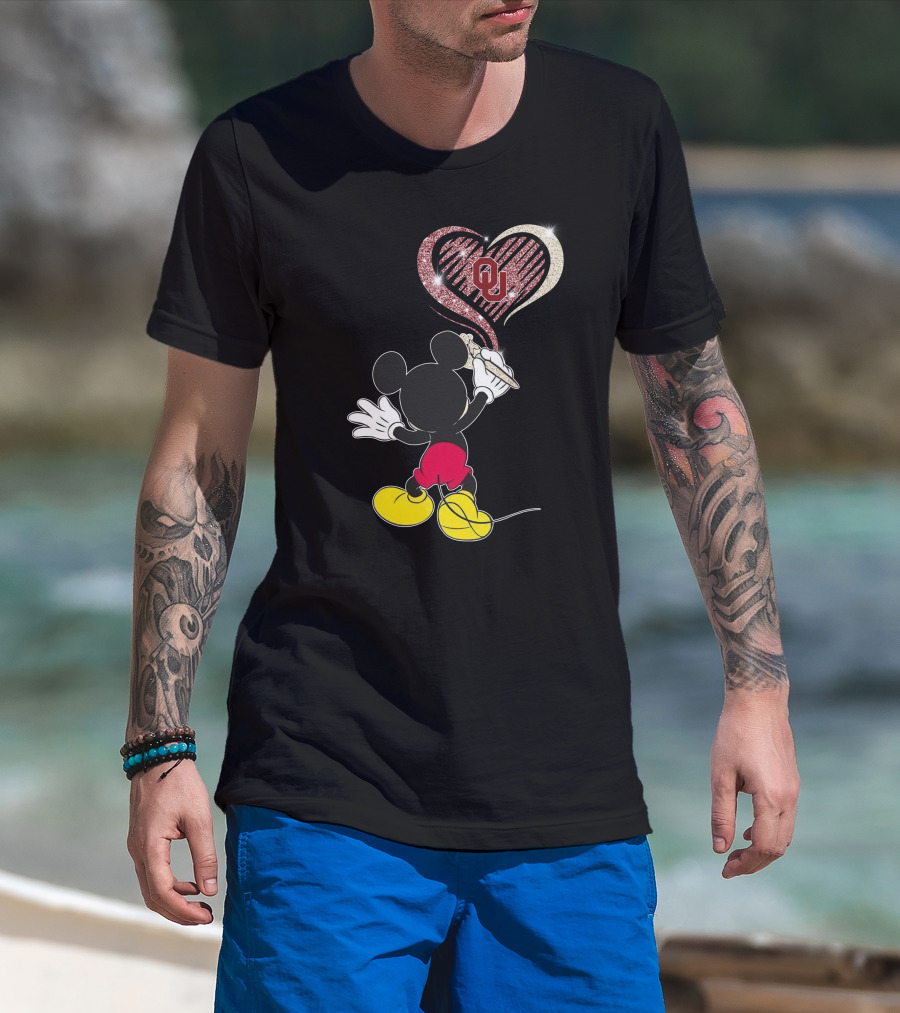 Mickey Draws Ou Heart For Oklahoma Sooners Fans T-Shirt
