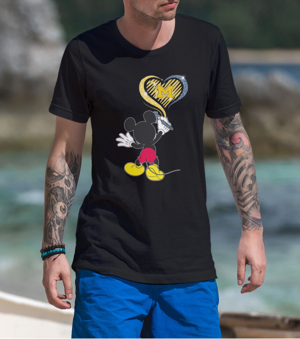 Mickey Mouse Drawing Heart With Michigan Wolverines T-Shirt