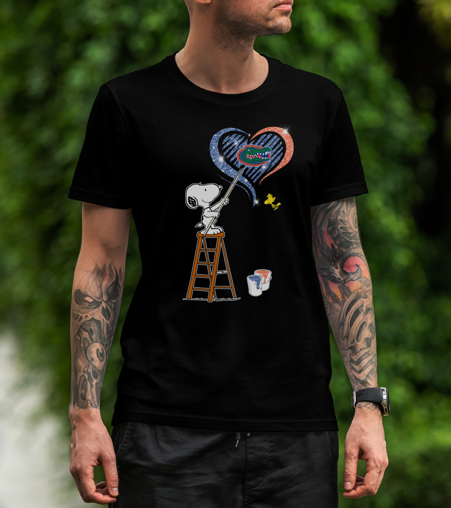 Snoopy Florida Gators Painting Heart With Snoopy And Woodstock T-Shirt